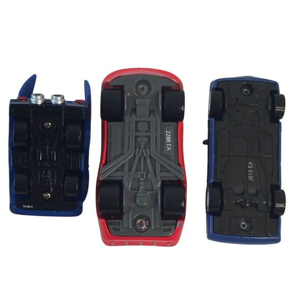 Disney Pixar Cars Diecast Lightning McQueen DJ Chuck Manifold Bob Cutlass Chuki - Picture 5 of 9